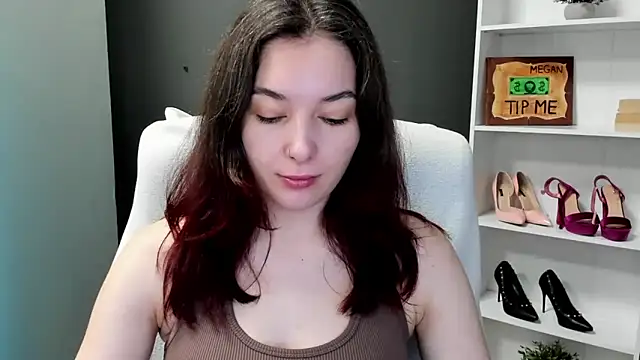 Snapshot of Meagn_Extasy chatting on 06-11-26, 06:33 Meagn Extasy online show from 06-11-26, 06:33