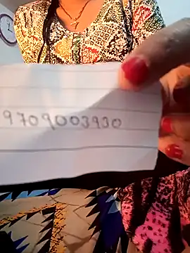 Snapshot of Angel-life chatting on 01-08-25, 09:32 Angel-life online show from 01-08-25, 09:32