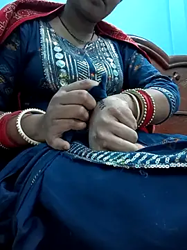 Snapshot of Angel-life chatting on 02-18-25, 07:32 Angel-life online show from 02-18-25, 07:32