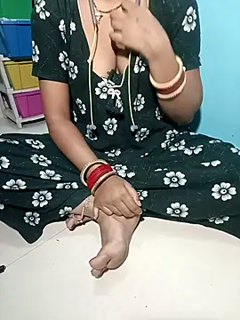 Snapshot of Angel-life chatting on 10-24-25, 12:19 Angel-life online show from 10-24-25, 12:19