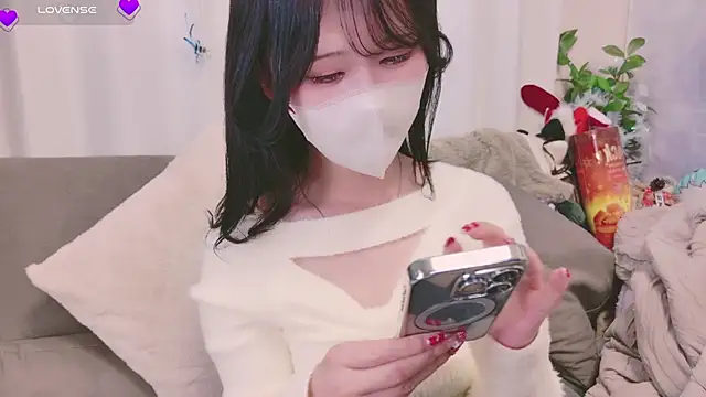 Snapshot of Conatsu chatting on 01-08-25, 10:48 Conatsu online show from 01-08-25, 10:48