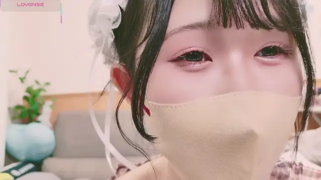 Snapshot of Conatsu chatting on 03-02-25, 12:42 Conatsu online show from 03-02-25, 12:42