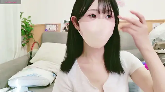 Snapshot of Conatsu chatting on 10-15-25, 05:18 Conatsu online show from 10-15-25, 05:18