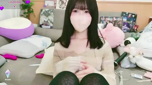 Snapshot of Conatsu chatting on 11-29-25, 04:15 Conatsu online show from 11-29-25, 04:15