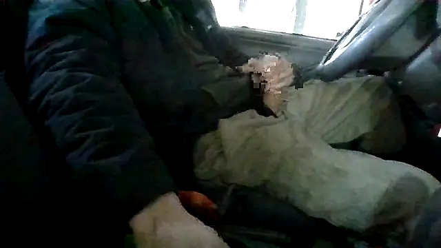 Snapshot of Bigloggz chatting on 04-05-26, 01:41 Bigloggz online show from 04-05-26, 01:41