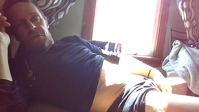 Snapshot of Bigloggz chatting on 04-06-26, 06:31 Bigloggz online show from 04-06-26, 06:31