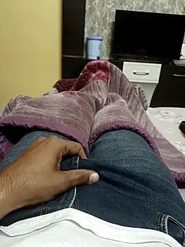 Snapshot of DudeBoyBad chatting on 12-19-25, 01:07 DudeBoyBad online show from 12-19-25, 01:07