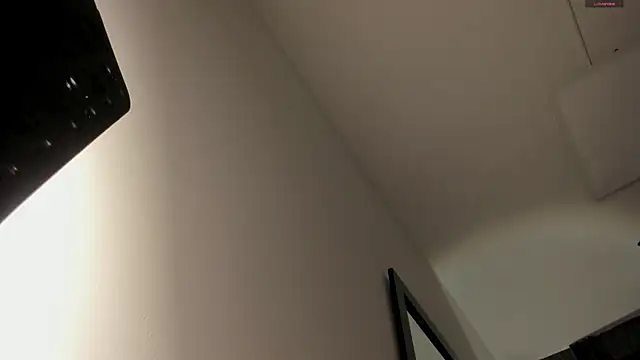 selene red  online show from 11-11-25, 01:44