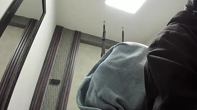 selene red  online show from 04-30-26, 01:23