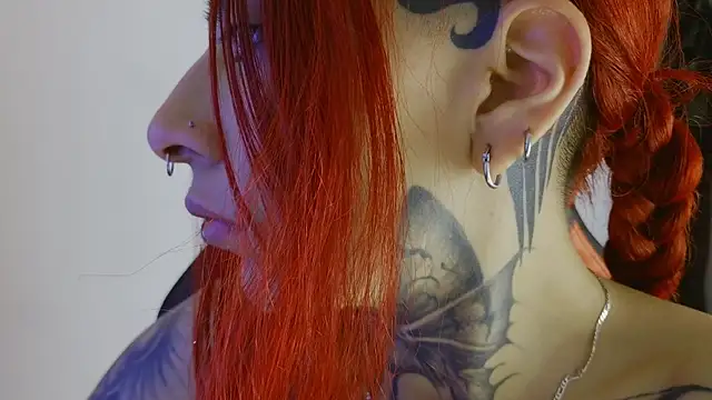 selene red  online show from 07-08-26, 12:31