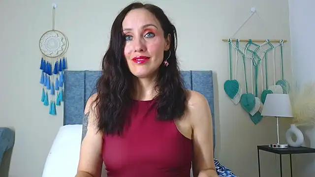 IberianMoonMK online show from 11-08-25, 05:45