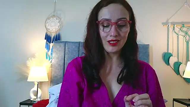 IberianMoonMK online show from 02-05-26, 06:01