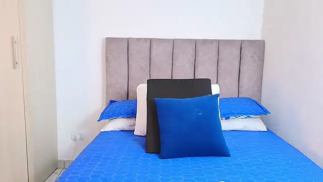 Snapshot of karina_lewis_ chatting on 01-17-25, 03:12 karina lewis online show from 01-17-25, 03:12