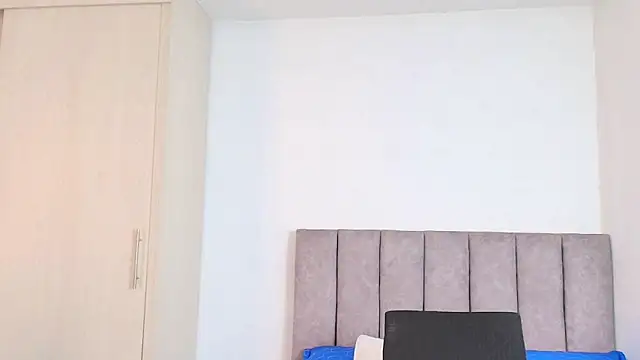 Snapshot of karina_lewis_ chatting on 01-20-25, 03:04 karina lewis online show from 01-20-25, 03:04