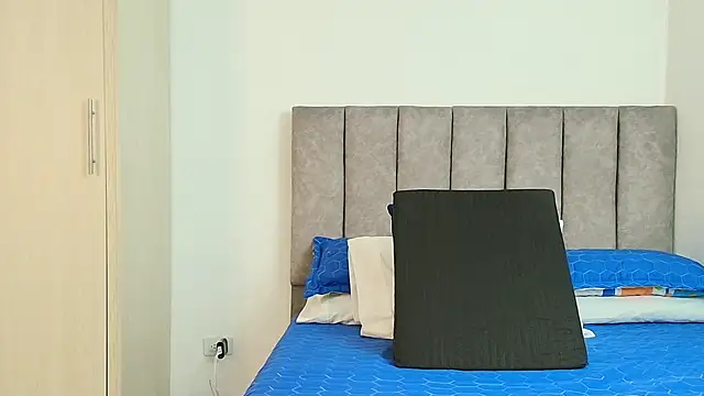 Snapshot of karina_lewis_ chatting on 03-22-25, 03:30 karina lewis online show from 03-22-25, 03:30