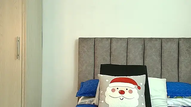karina lewis  online show from 12-20-25, 04:41