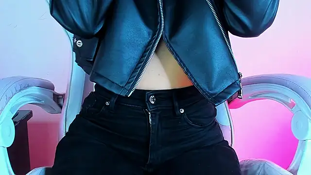 Snapshot of Staicy_Nasty chatting on 09-18-25, 03:08 Staicy Nasty online show from 09-18-25, 03:08