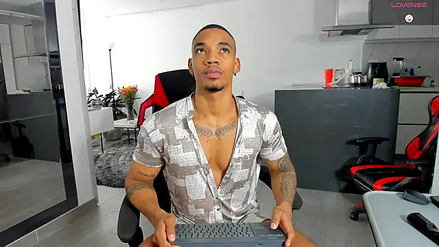 TROYWESLY- online show from 10-19-25, 02:18