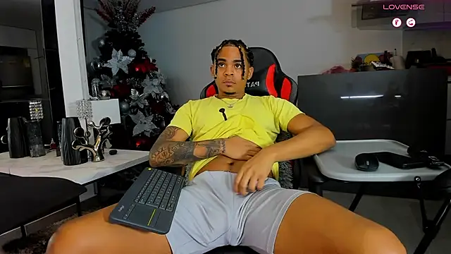 Snapshot of daikokuten_ chatting on 12-02-24, 11:12 daikokuten online show from 12-02-24, 11:12