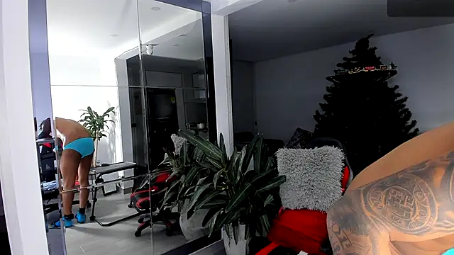 Snapshot of daikokuten_ chatting on 12-02-25, 03:12 daikokuten online show from 12-02-25, 03:12