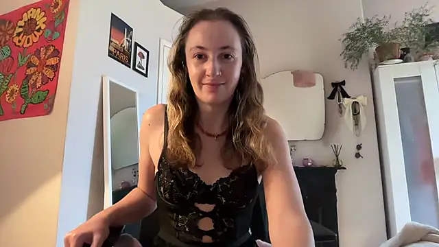 Littlelolo60 online show from 11-11-25, 10:26