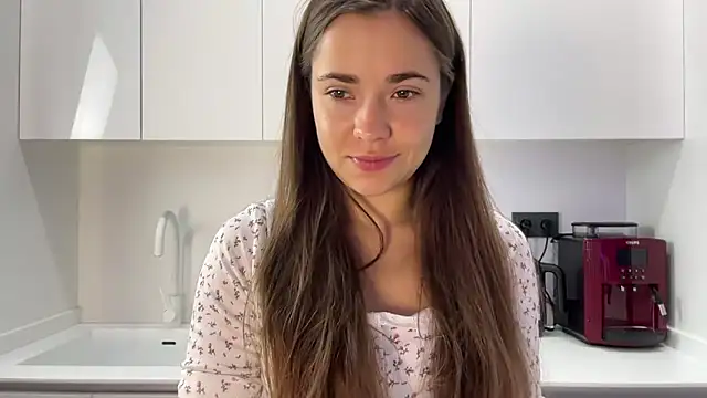 Snapshot of Mika_Miller chatting on 09-19-25, 06:04 Mika Miller online show from 09-19-25, 06:04