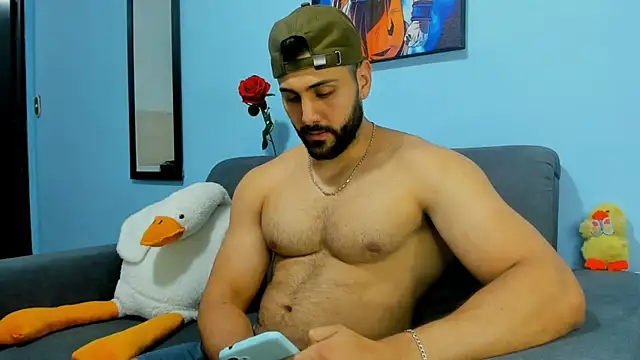 Snapshot of ETHAN_ROX chatting on 01-20-25, 07:46 ETHAN ROX online show from 01-20-25, 07:46