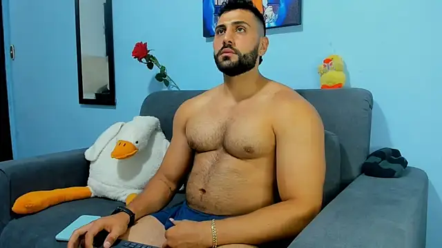 Snapshot of ETHAN_ROX chatting on 02-11-25, 10:39 ETHAN ROX online show from 02-11-25, 10:39
