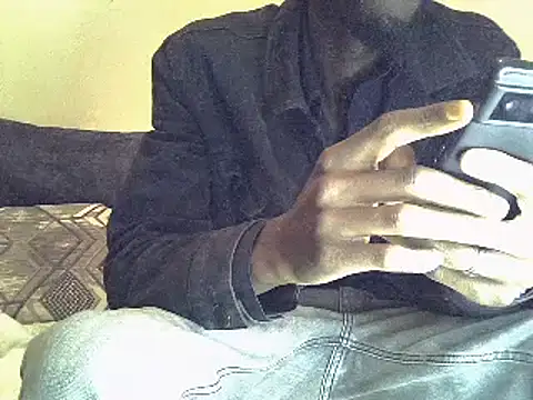 Snapshot of Delicious-D chatting on 01-17-25, 07:27 Delicious-D online show from 01-17-25, 07:27