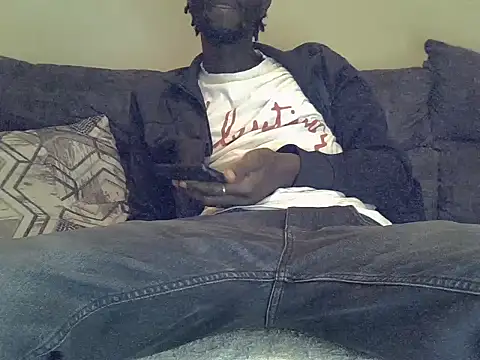 Snapshot of Delicious-D chatting on 02-23-25, 07:49 Delicious-D online show from 02-23-25, 07:49