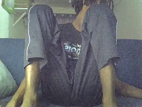 Snapshot of Delicious-D chatting on 11-18-25, 05:34 Delicious-D online show from 11-18-25, 05:34