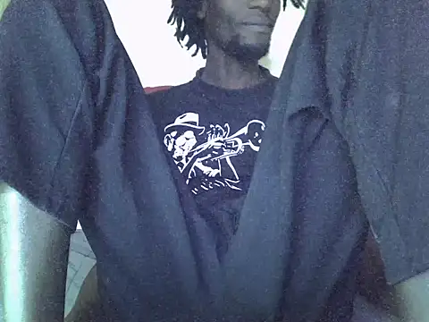 Snapshot of Delicious-D chatting on 12-02-25, 08:08 Delicious-D online show from 12-02-25, 08:08