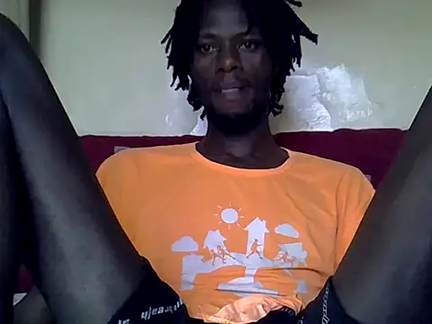 Snapshot of Delicious-D chatting on 12-03-25, 08:12 Delicious-D online show from 12-03-25, 08:12