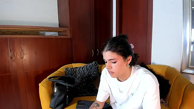 NoahCasstro online show from 02-13-25, 07:31