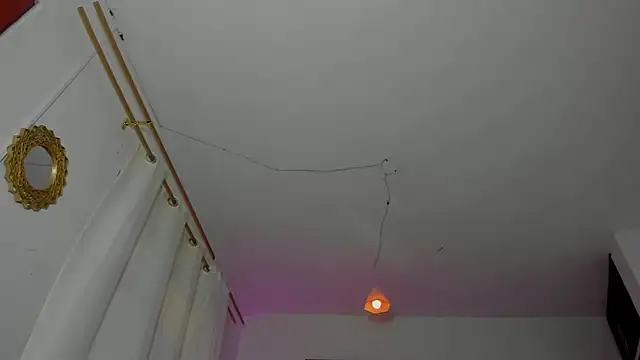 Snapshot of Scarlett_811 chatting on 06-28-26, 11:33 Scarlett 811 online show from 06-28-26, 11:33