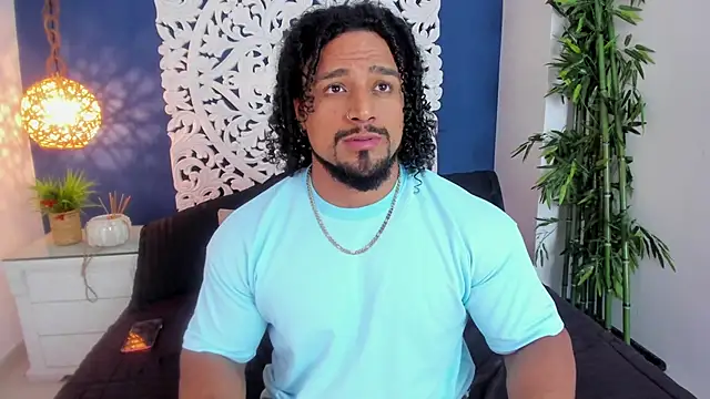 MikeEstevess online show from 06-11-26, 07:17