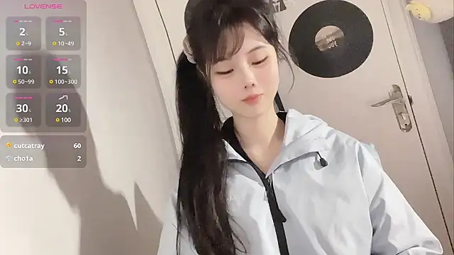 Qedgjwyz1 online show from 02-26-25, 04:36