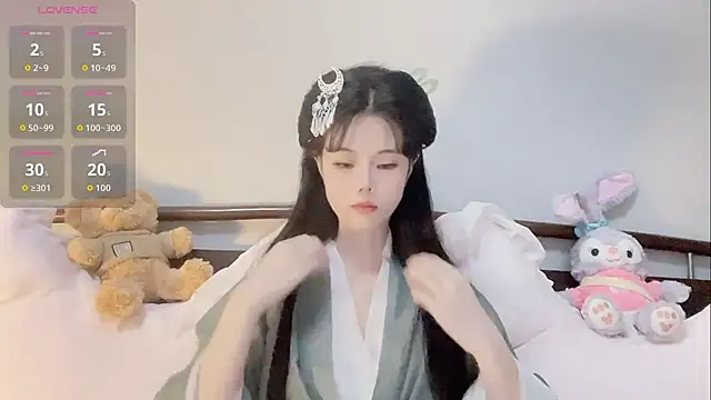 Qedgjwyz1 online show from 09-14-25, 12:15