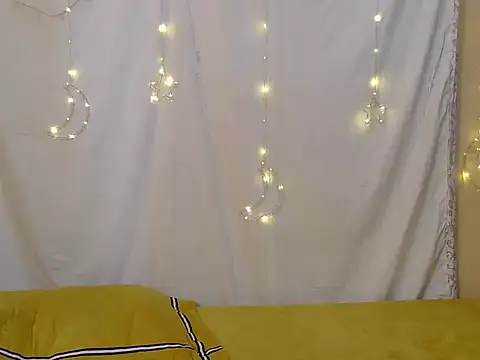 StarBarbiee online show from 12-18-25, 01:06