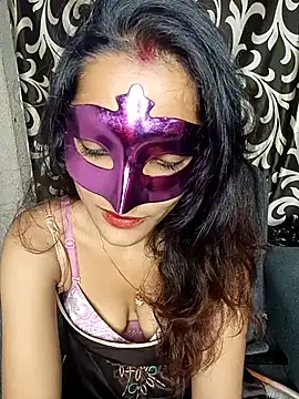 Snapshot of REVA_DARLING chatting on 10-29-25, 01:24 REVA DARLING online show from 10-29-25, 01:24