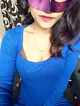 Snapshot of REVA_DARLING chatting on 01-10-26, 06:37 REVA DARLING online show from 01-10-26, 06:37