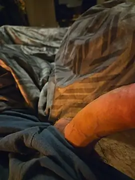 Snapshot of ruffuuss chatting on 01-13-26, 10:37 ruffuuss online show from 01-13-26, 10:37