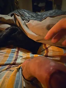 Snapshot of ruffuuss chatting on 03-04-26, 11:11 ruffuuss online show from 03-04-26, 11:11