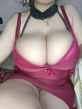 Rihaamm online show from 06-12-26, 07:35