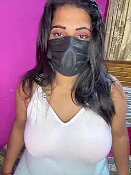 NOORA-GIRL online show from 10-08-25, 11:02