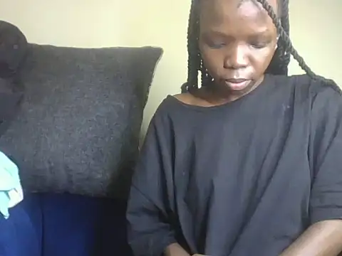 Snapshot of Baddie_Floxxy chatting on 06-16-26, 11:35 Baddie Floxxy online show from 06-16-26, 11:35