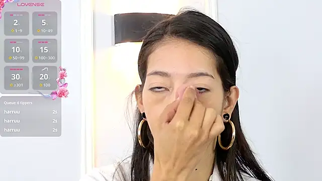 zorravioletta1 online show from 04-22-26, 12:50