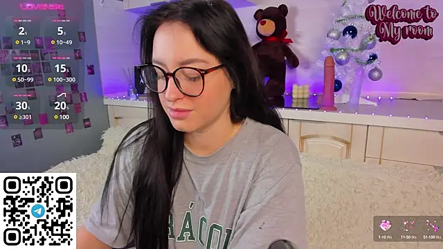 Snapshot of Kruela_Eva chatting on 12-05-24, 11:29 Kruela Eva online show from 12-05-24, 11:29