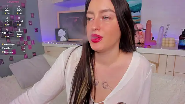 Snapshot of Kruela_Eva chatting on 03-11-25, 02:54 Kruela Eva online show from 03-11-25, 02:54