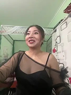 Snapshot of MiMi_0293 chatting on 11-06-25, 02:12 MiMi 0293 online show from 11-06-25, 02:12